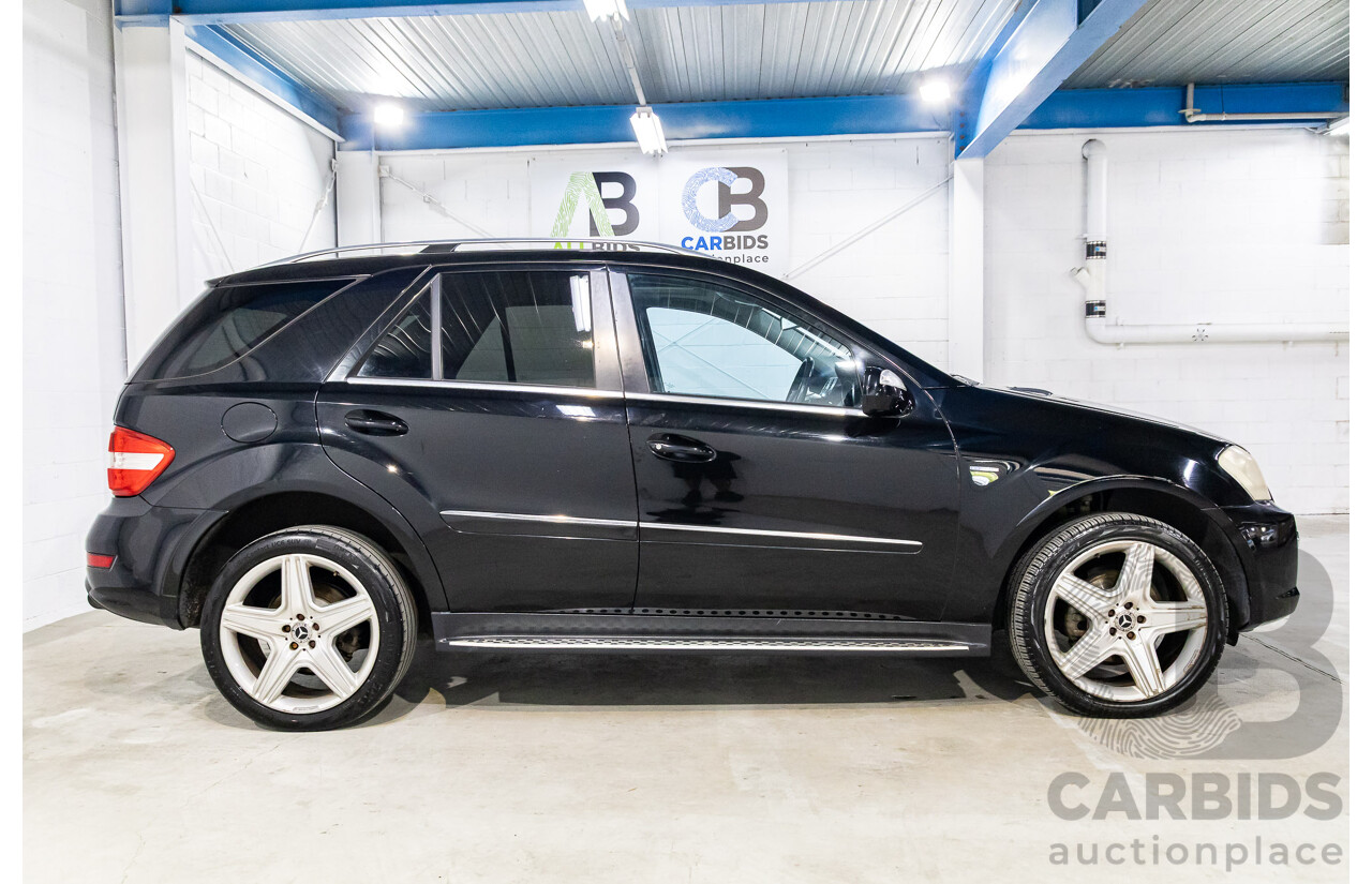 6/2010 Mercedes-Benz ML 350 CDI Sports (4x4) W164 09 Upgrade 4d Wagon Baltic Black Turbo Diesel V6 3.0L