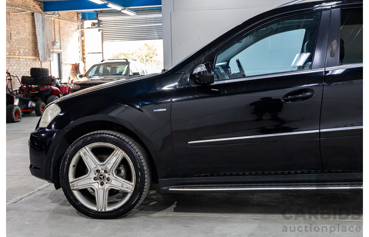 6/2010 Mercedes-Benz ML 350 CDI Sports (4x4) W164 09 Upgrade 4d Wagon Baltic Black Turbo Diesel V6 3.0L