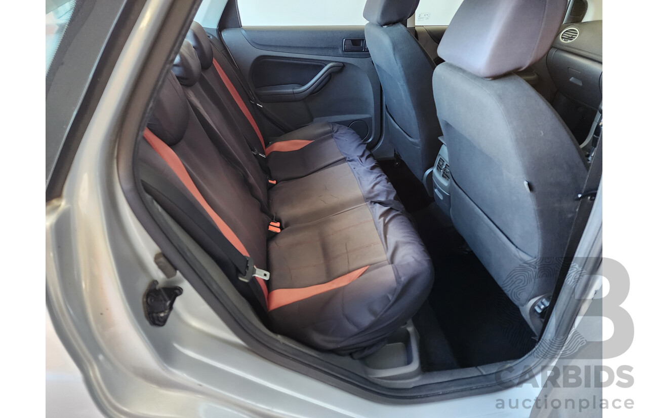 6/2007 Ford Focus LX LS 4d Sedan Silver 2.0L