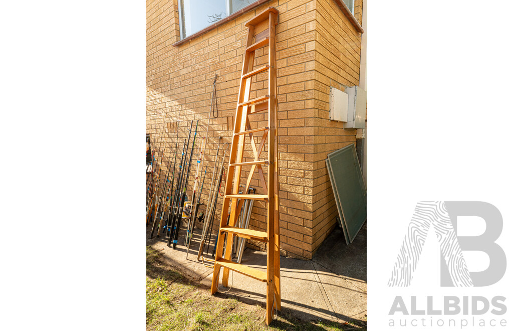 Vintage Handcrafted 8 Rung, Euro Style Timber Ladder
