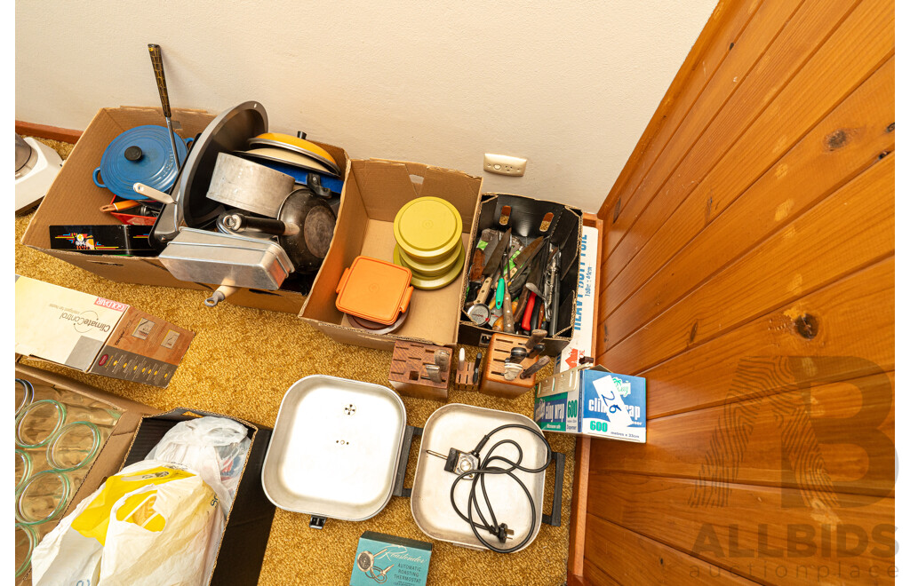 Job Lot Assorted Vintage Cookware & Appliances ETC