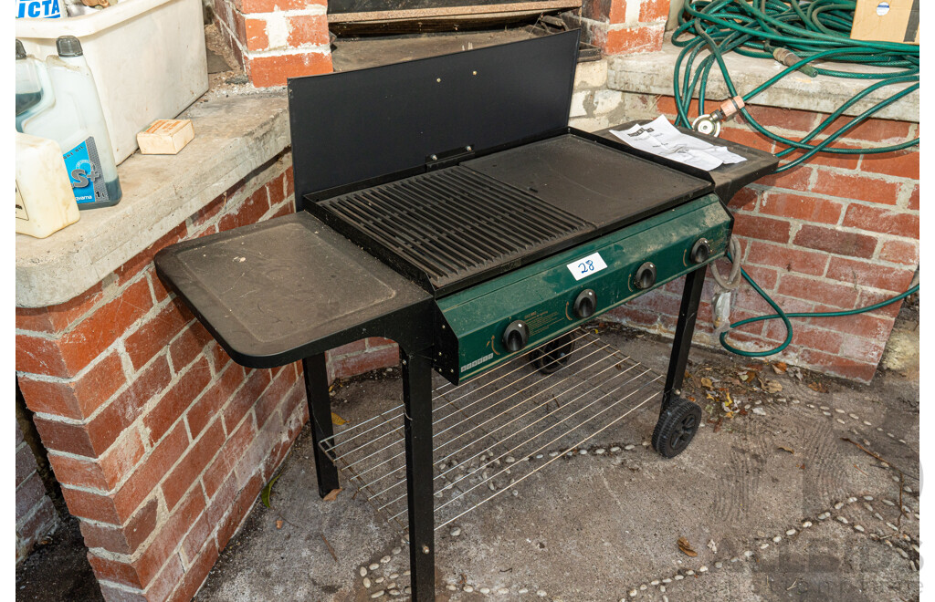 Job Lot Aussie 4 Burner Gas BBQ B1317A