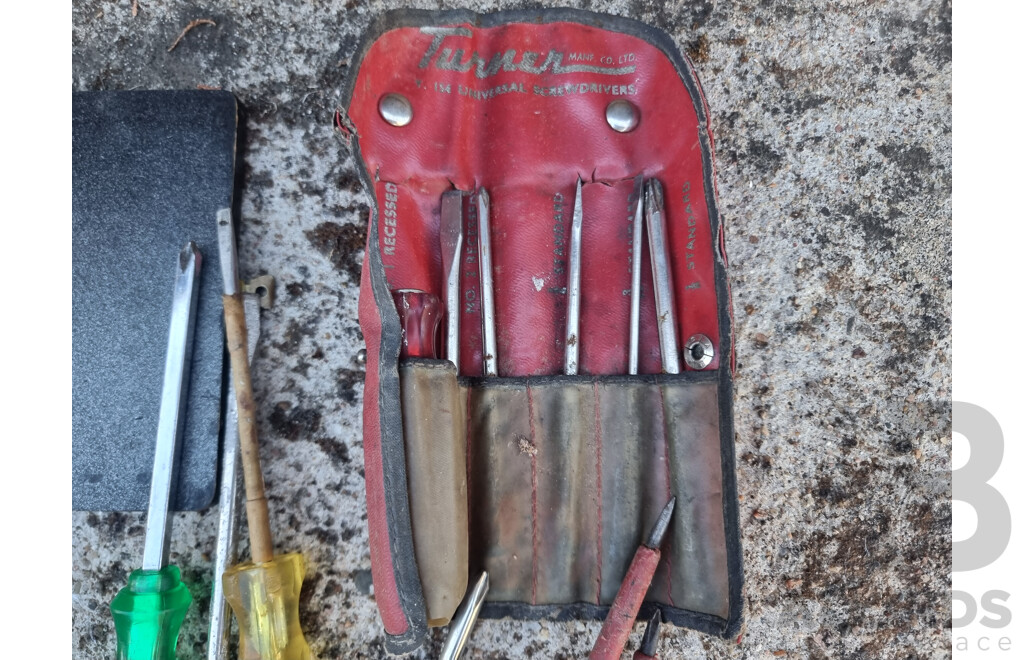 Job Lot Various Hand Tools - Screw Drivers ETC