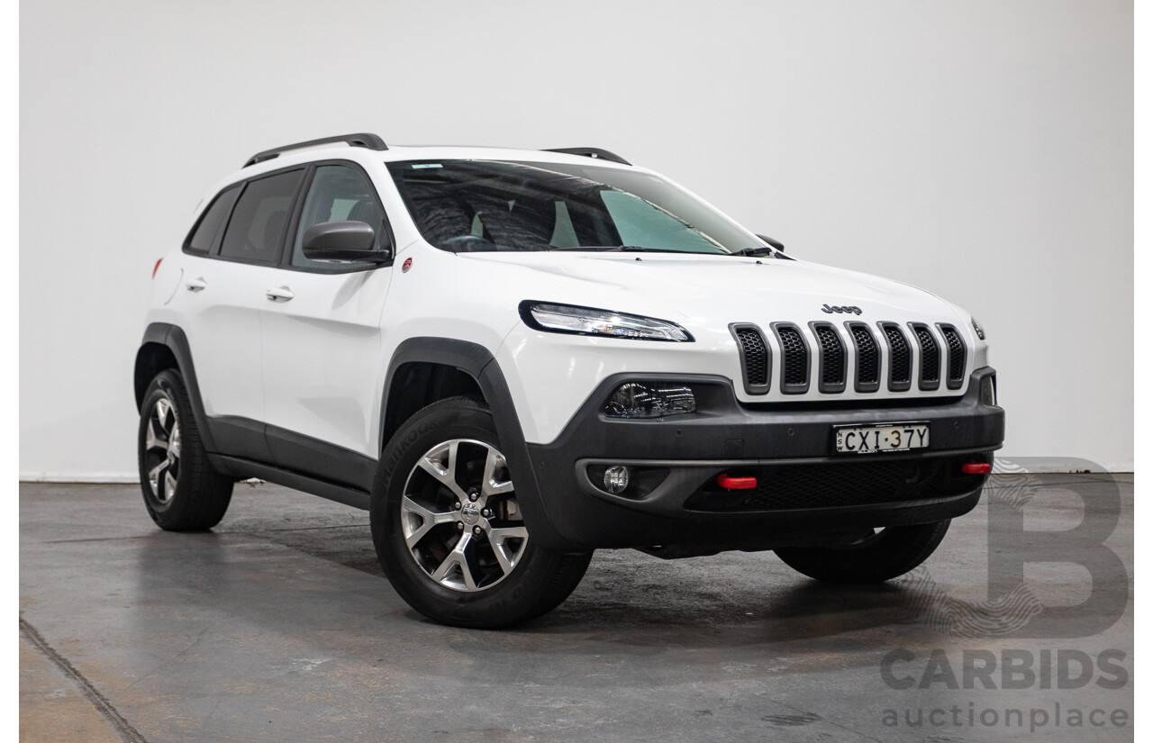 12/2014 Jeep Cherokee Trailhawk (4x4) KL MY15 4d Wagon White 3.2L