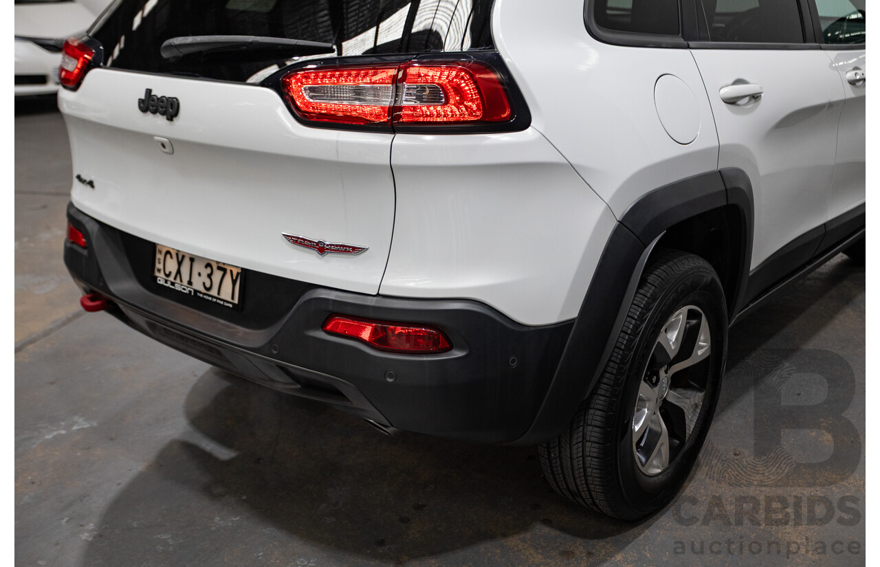 12/2014 Jeep Cherokee Trailhawk (4x4) KL MY15 4d Wagon White 3.2L