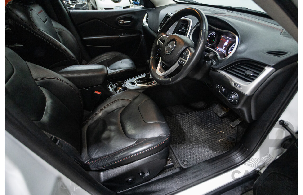 12/2014 Jeep Cherokee Trailhawk (4x4) KL MY15 4d Wagon White 3.2L