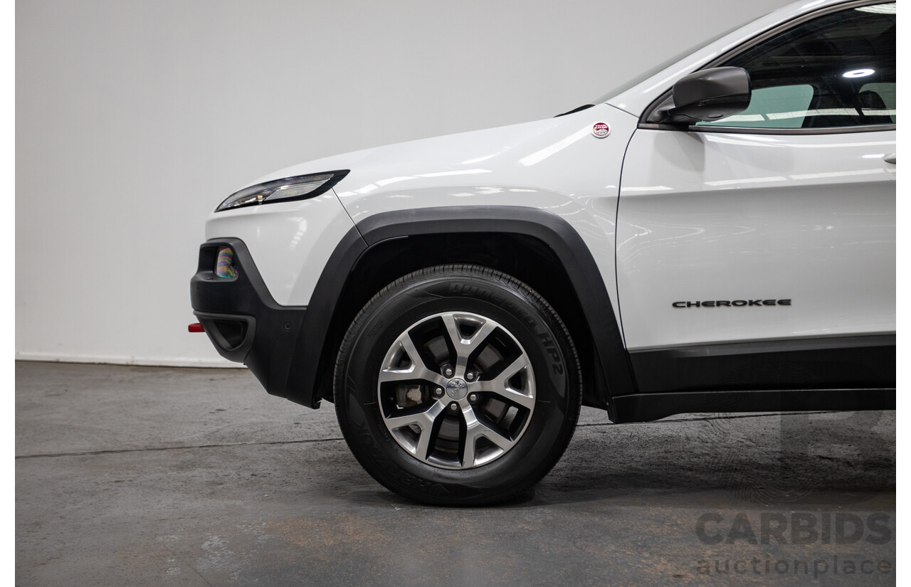 12/2014 Jeep Cherokee Trailhawk (4x4) KL MY15 4d Wagon White 3.2L