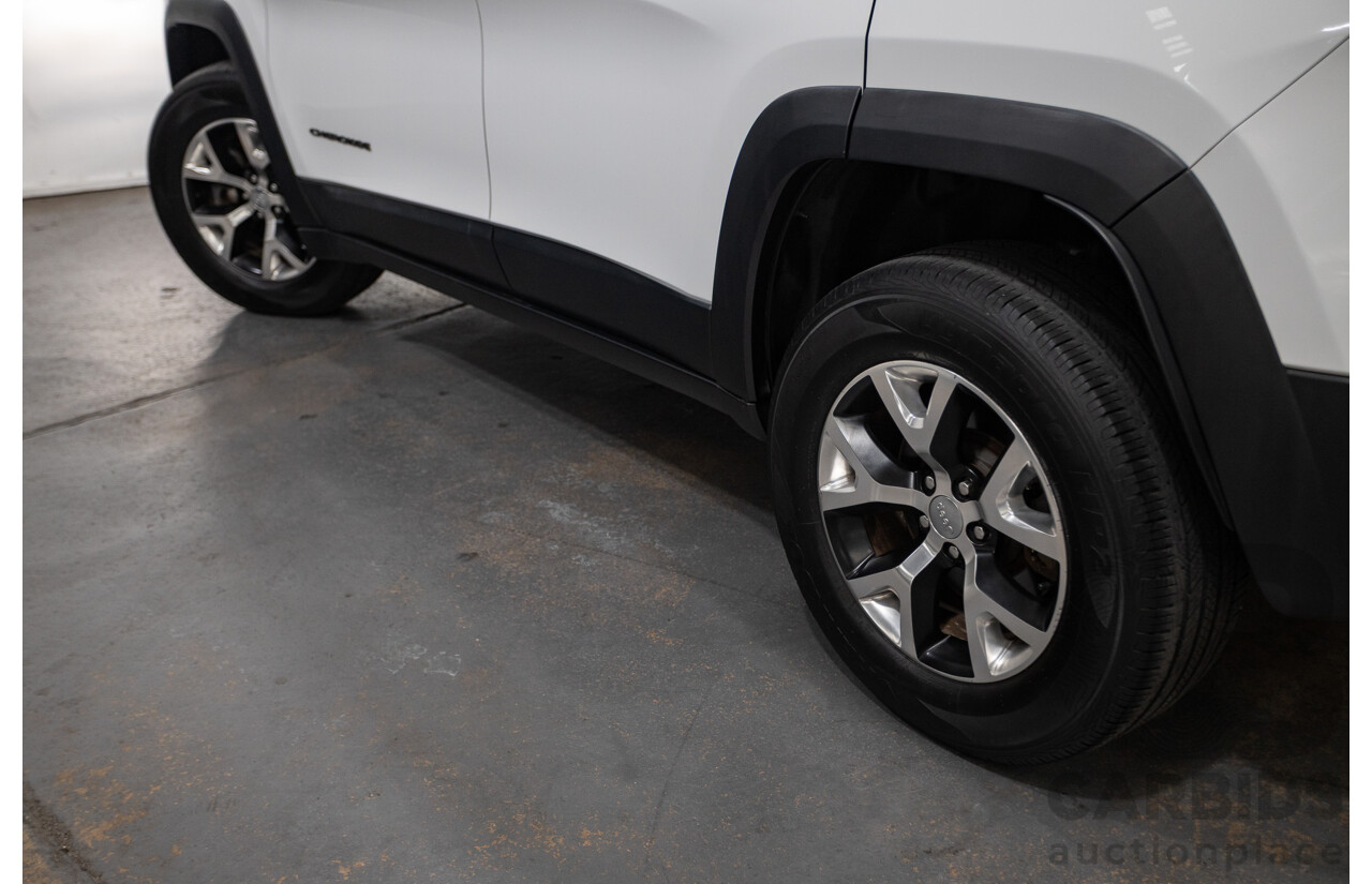 12/2014 Jeep Cherokee Trailhawk (4x4) KL MY15 4d Wagon White 3.2L