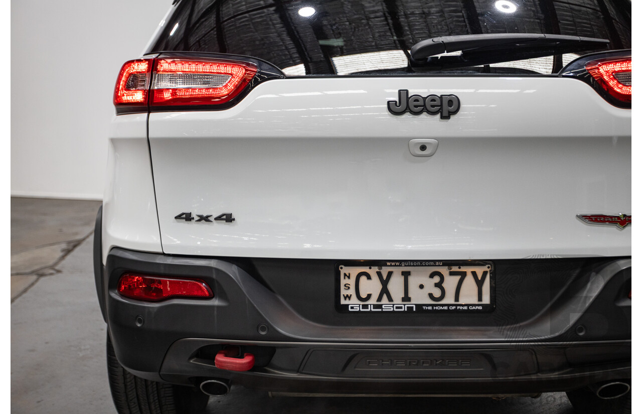12/2014 Jeep Cherokee Trailhawk (4x4) KL MY15 4d Wagon White 3.2L