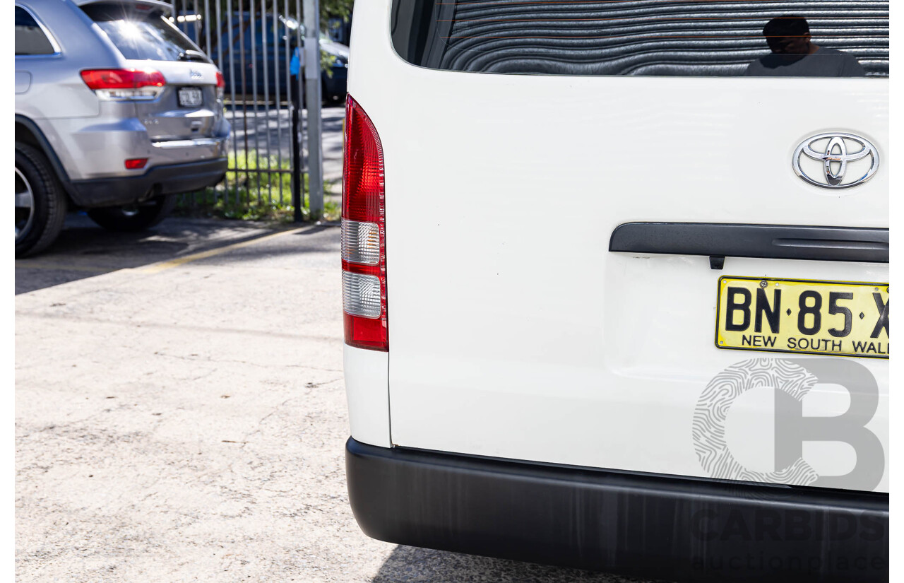 7/2009 Toyota Hiace Commuter TRH223R MY07 Upgrade Bus French Vanilla White 2.7L - 14 Seater