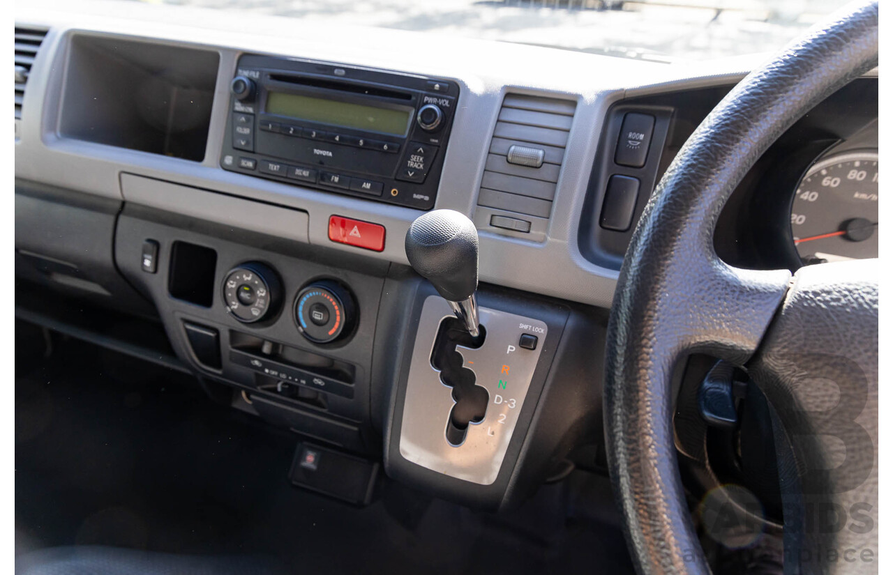 7/2009 Toyota Hiace Commuter TRH223R MY07 Upgrade Bus French Vanilla White 2.7L - 14 Seater