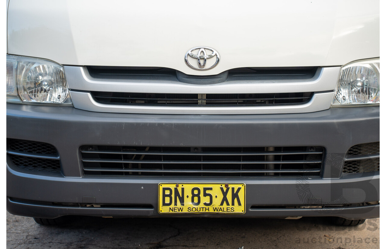 7/2009 Toyota Hiace Commuter TRH223R MY07 Upgrade Bus French Vanilla White 2.7L - 14 Seater