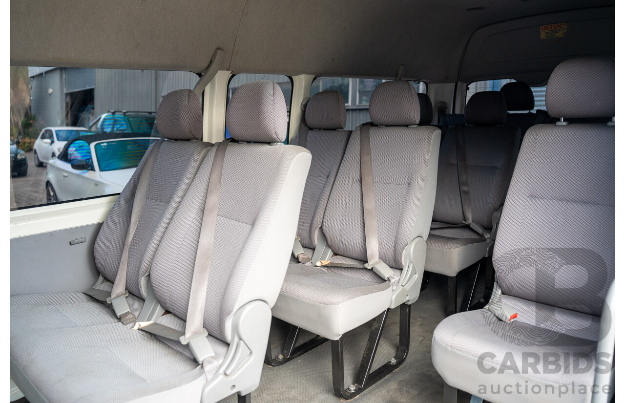 7/2009 Toyota Hiace Commuter TRH223R MY07 Upgrade Bus French Vanilla White 2.7L - 14 Seater