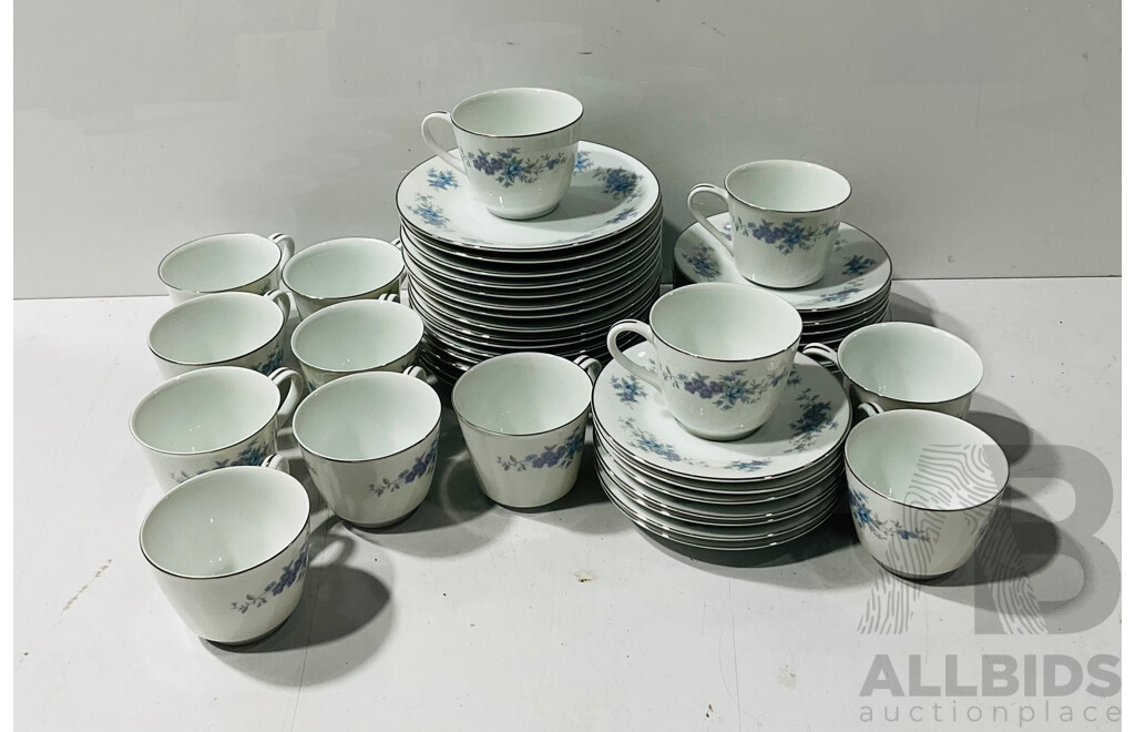 Retro RC China 13 Trios with Extras in Maxine Pattern