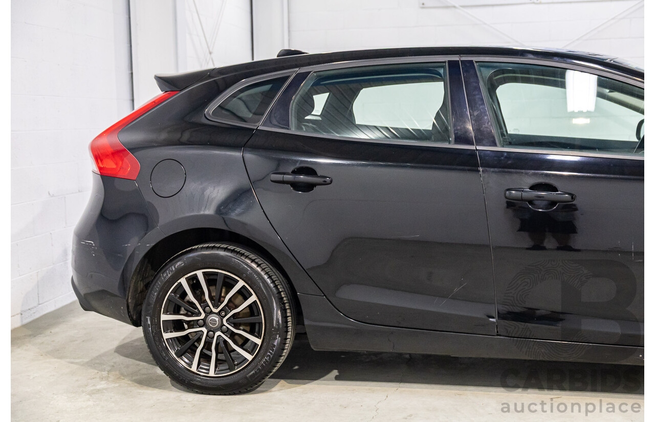 09/2016 Volvo V40 T3 Momentum (FWD) M MY17 5d Hatchback Black Stone Turbo 1.5L