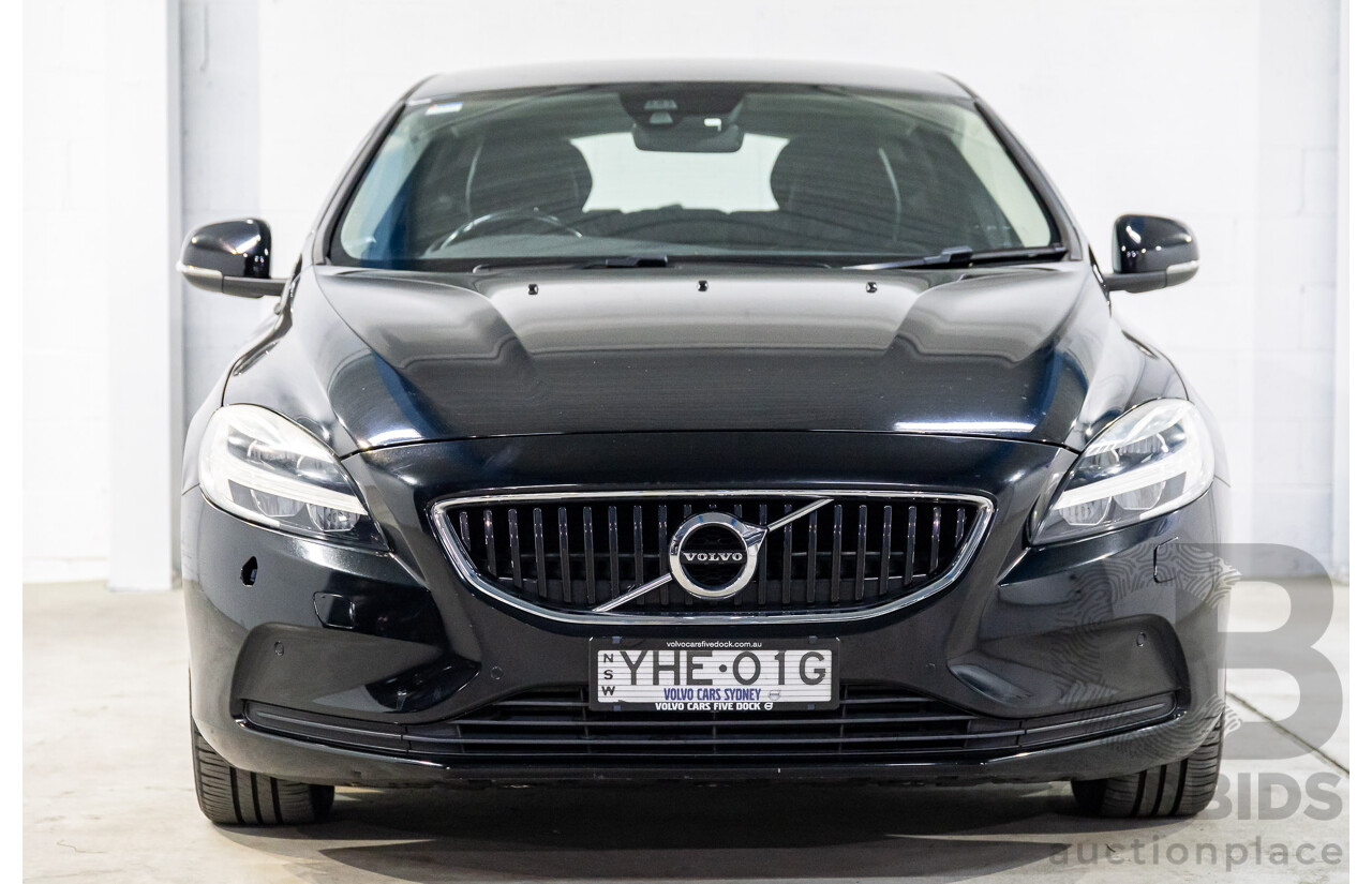 09/2016 Volvo V40 T3 Momentum (FWD) M MY17 5d Hatchback Black Stone Turbo 1.5L