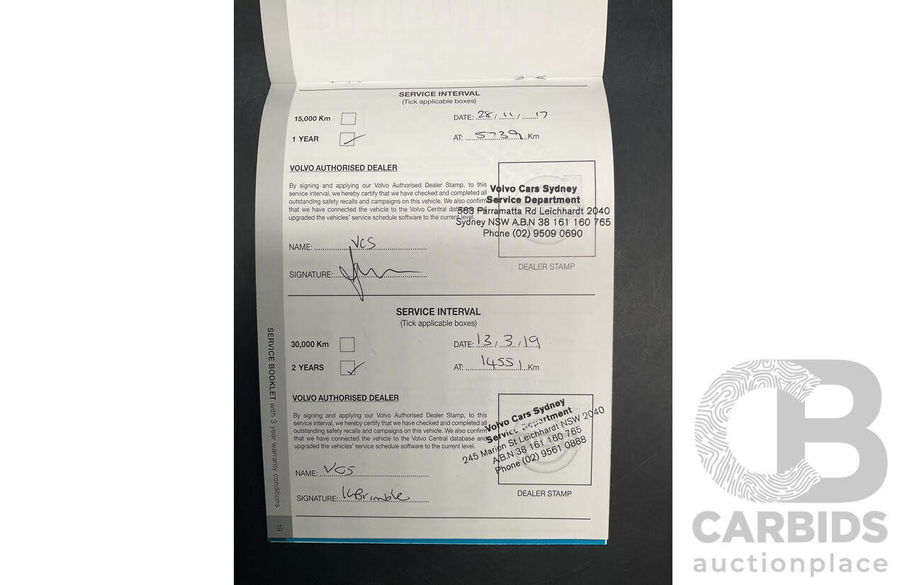 09/2016 Volvo V40 T3 Momentum (FWD) M MY17 5d Hatchback Black Stone Turbo 1.5L