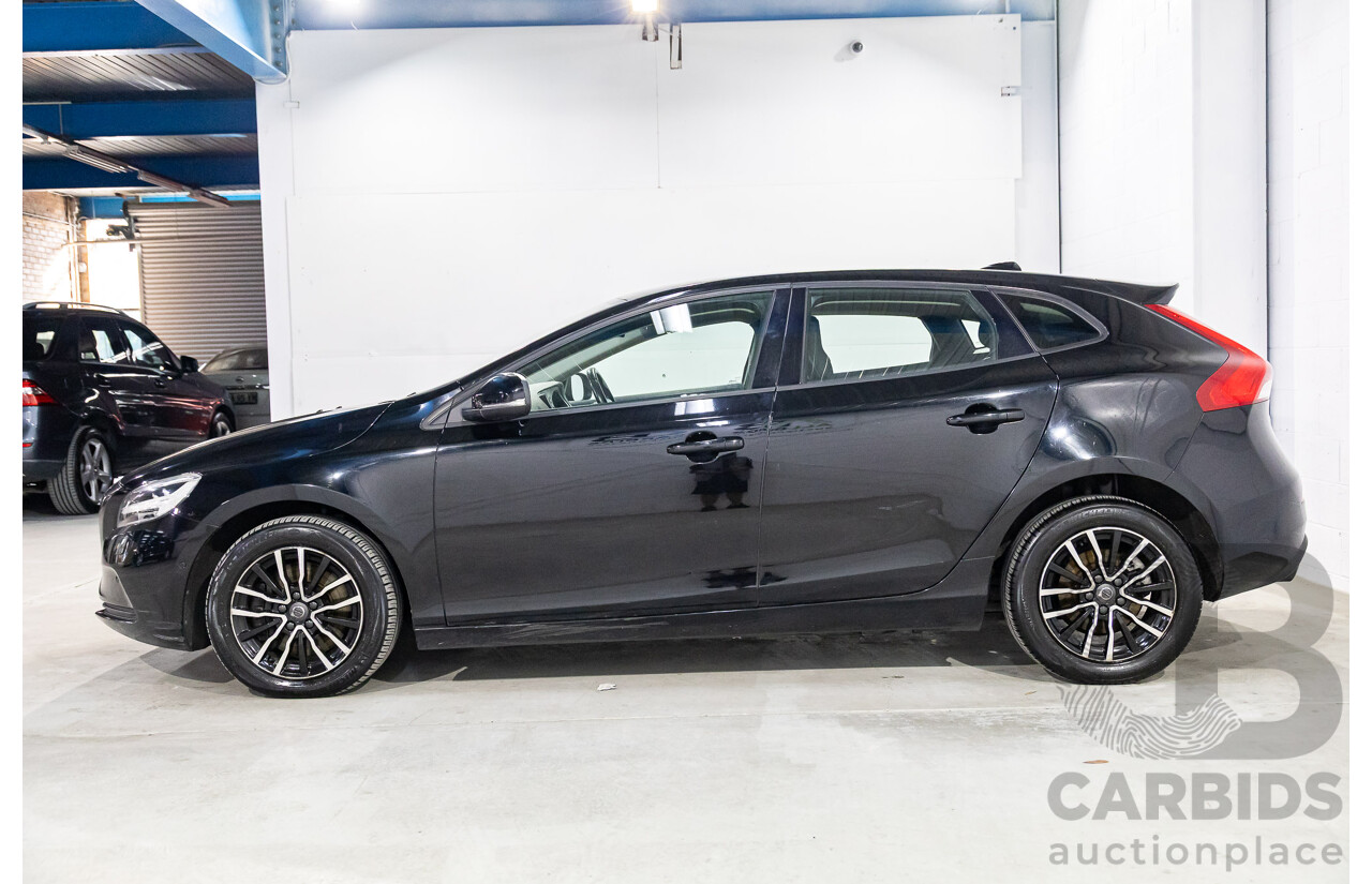 09/2016 Volvo V40 T3 Momentum (FWD) M MY17 5d Hatchback Black Stone Turbo 1.5L