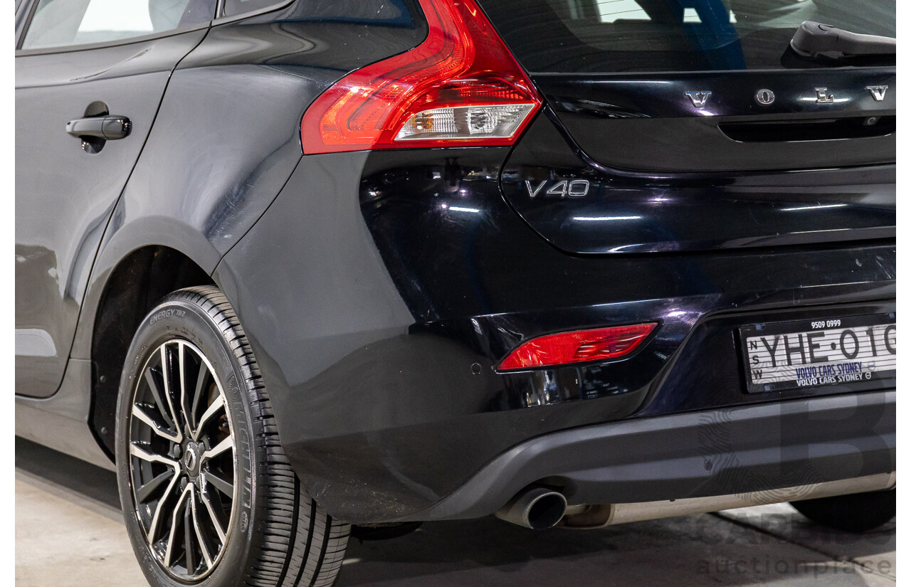 09/2016 Volvo V40 T3 Momentum (FWD) M MY17 5d Hatchback Black Stone Turbo 1.5L