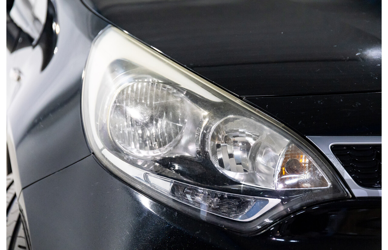 8/2015 Kia Rio S UB MY15 3d Hatchback Aurora Black Pearl 1.4L