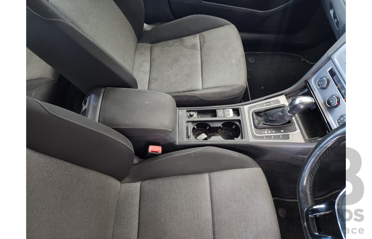 2/2014 Volkswagen Golf 90 TSI AU MY14 4d Wagon Silver 1.4L