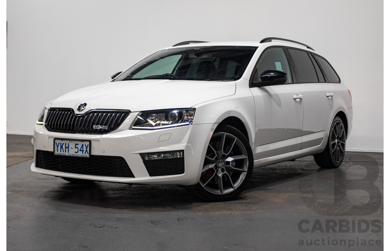 10/2014 Skoda Octavia RS 135 TDI NE MY15 5d Hatchback Candy White Turbo Diesel 2.0L