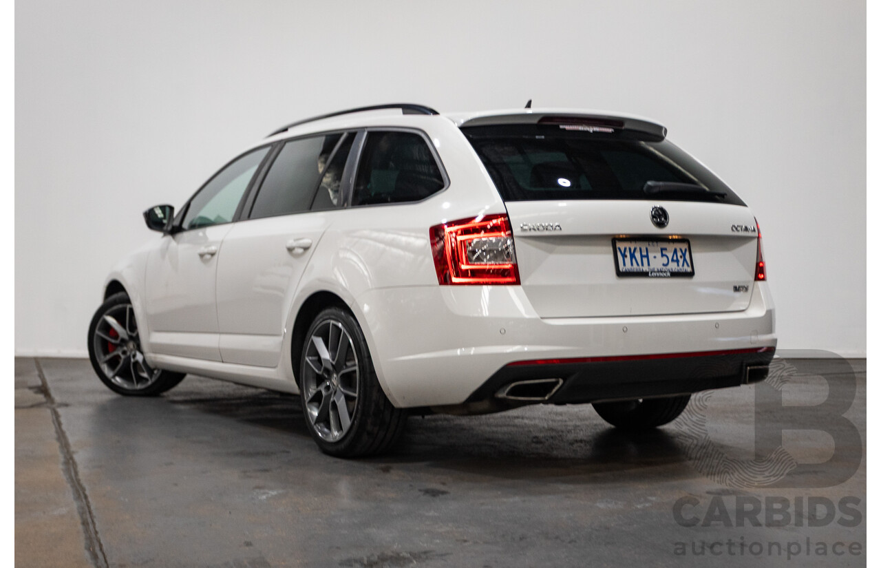 10/2014 Skoda Octavia RS 135 TDI NE MY15 5d Hatchback Candy White Turbo Diesel 2.0L