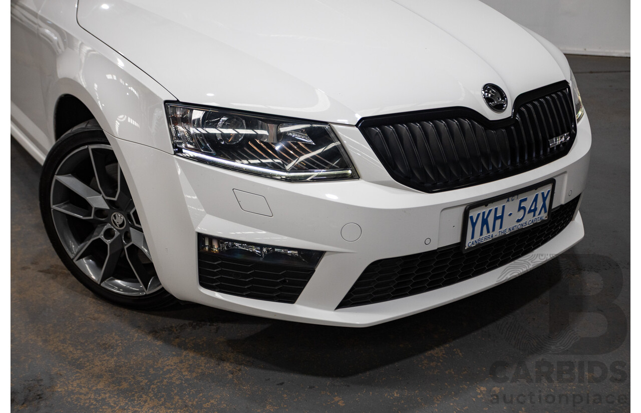 10/2014 Skoda Octavia RS 135 TDI NE MY15 5d Hatchback Candy White Turbo Diesel 2.0L