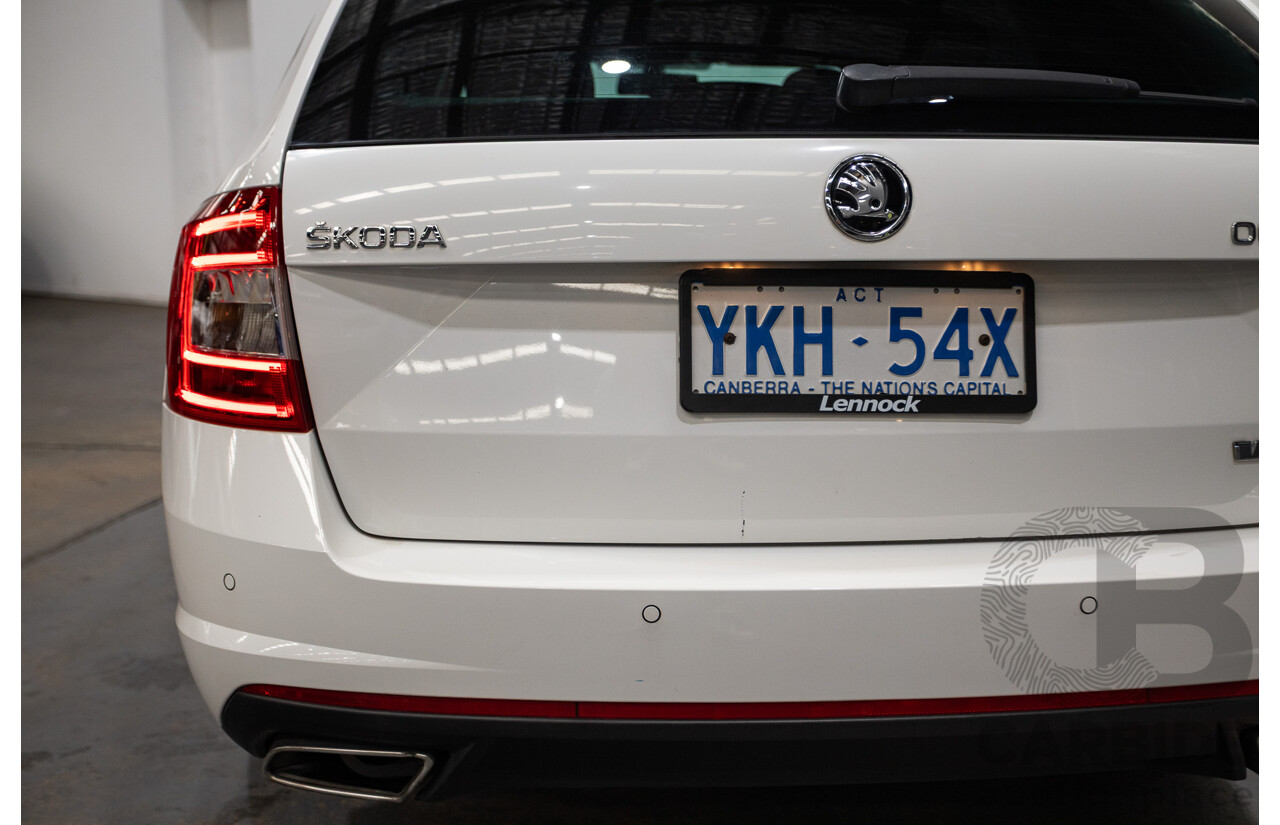 10/2014 Skoda Octavia RS 135 TDI NE MY15 5d Hatchback Candy White Turbo Diesel 2.0L