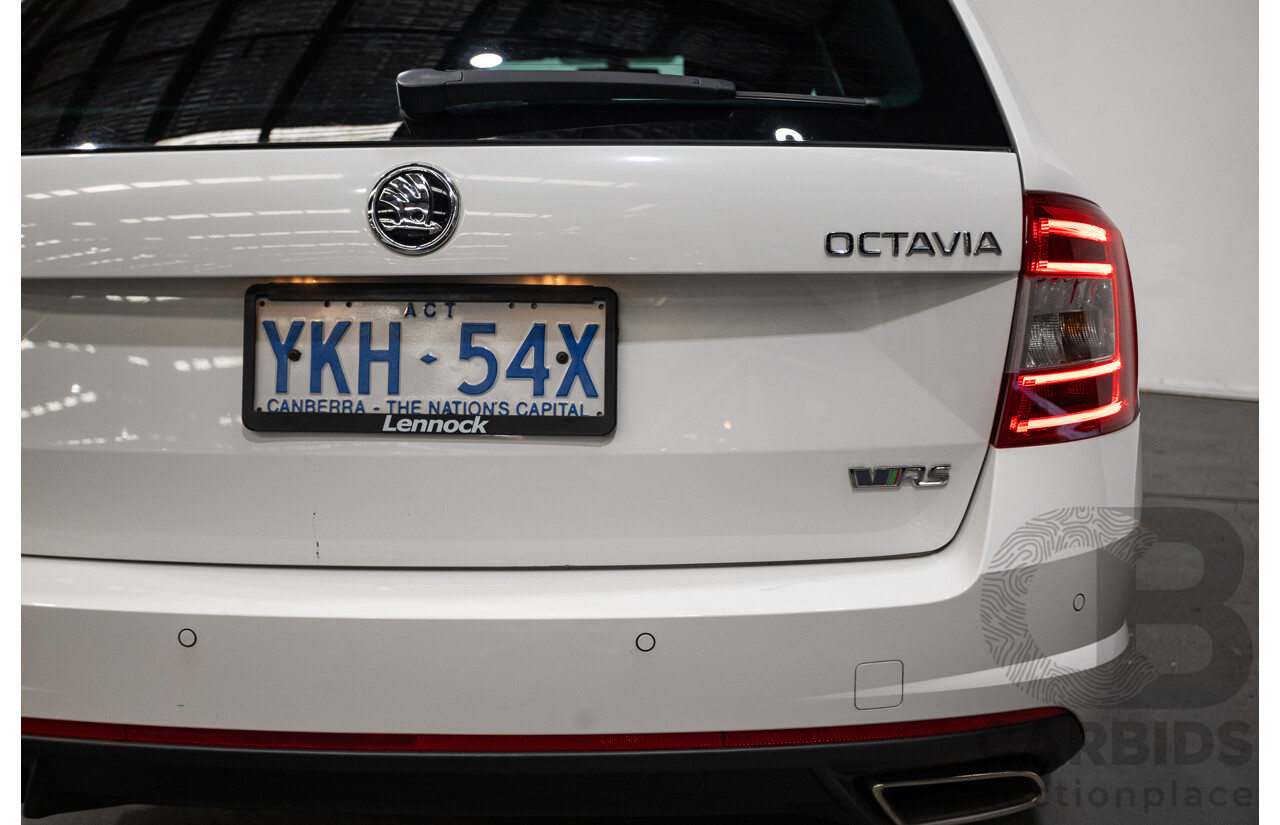 10/2014 Skoda Octavia RS 135 TDI NE MY15 5d Hatchback Candy White Turbo Diesel 2.0L