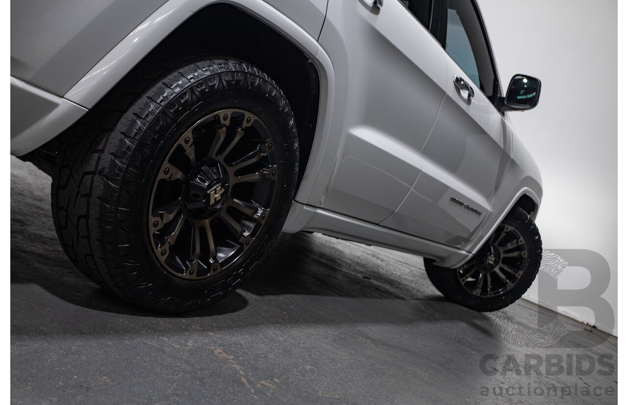 8/2014 Jeep Grand Cherokee Overland (4x4) WK MY14 4d Wagon White Turbo Diesel 3.0L