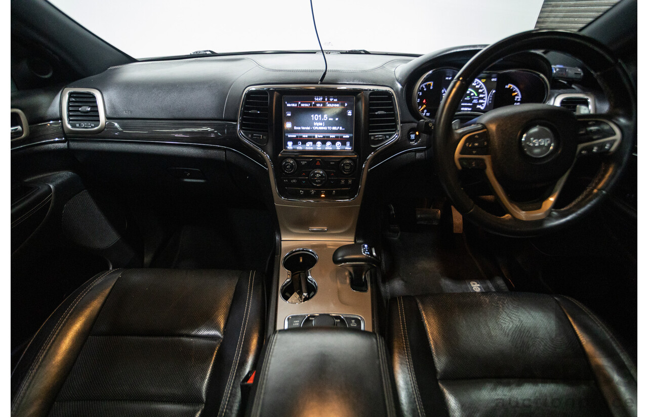 8/2014 Jeep Grand Cherokee Overland (4x4) WK MY14 4d Wagon White Turbo Diesel 3.0L