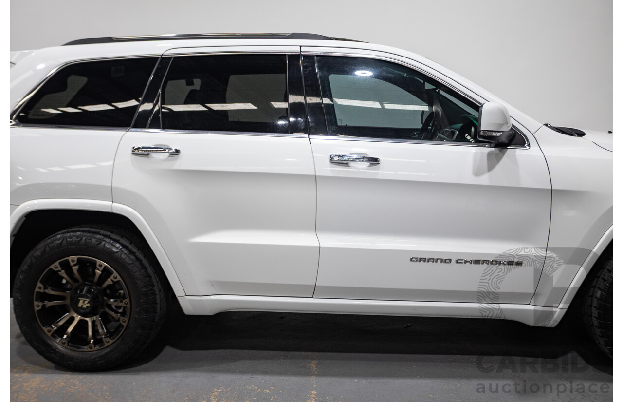 8/2014 Jeep Grand Cherokee Overland (4x4) WK MY14 4d Wagon White Turbo Diesel 3.0L
