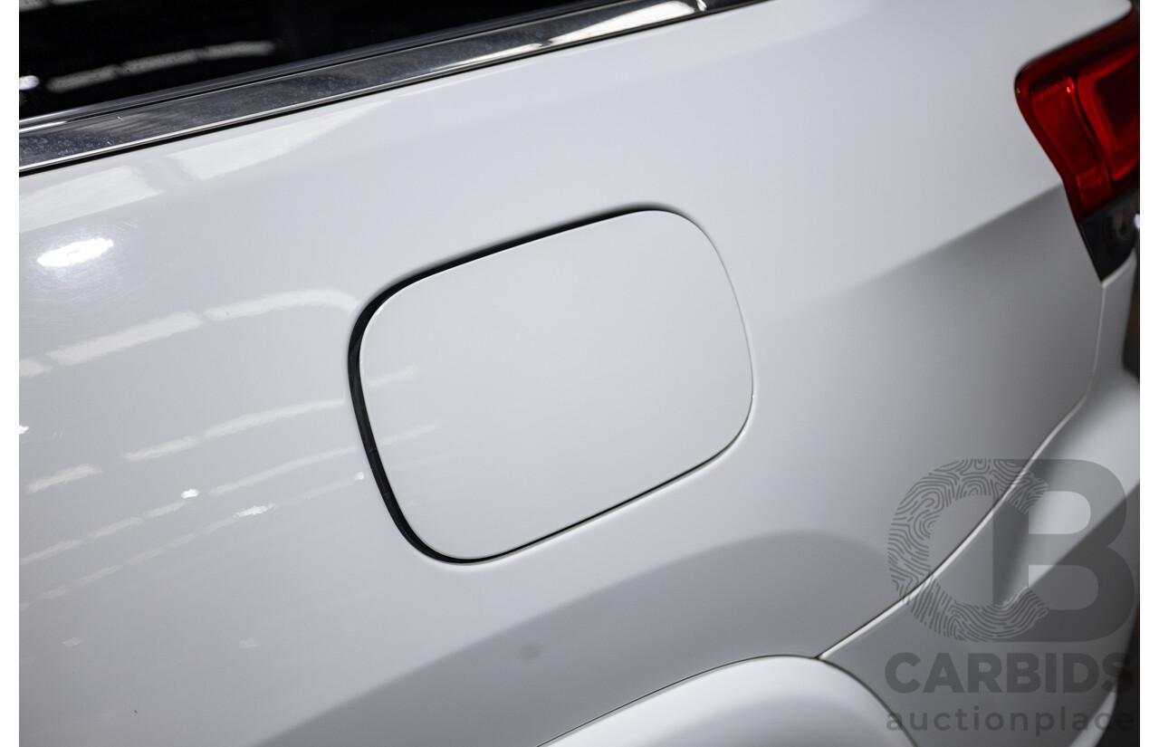 8/2014 Jeep Grand Cherokee Overland (4x4) WK MY14 4d Wagon White Turbo Diesel 3.0L