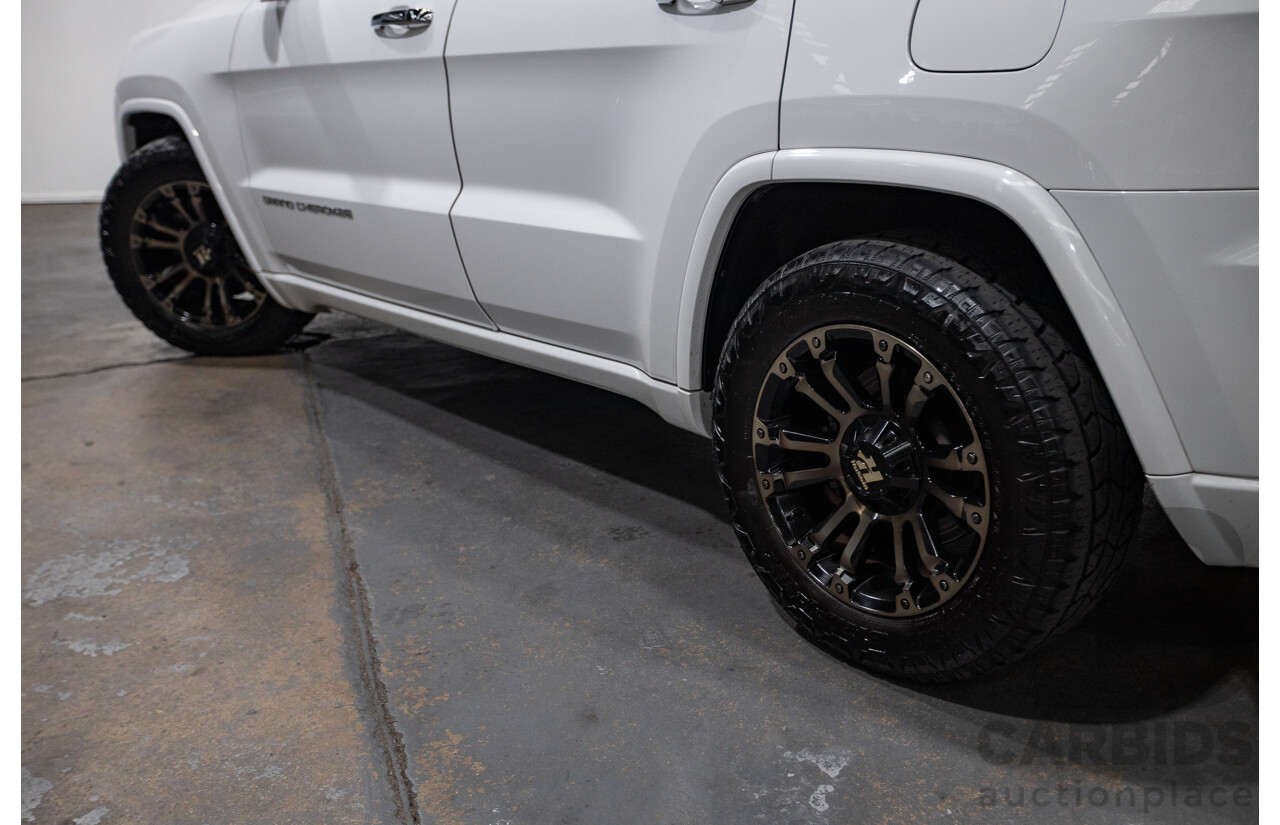 8/2014 Jeep Grand Cherokee Overland (4x4) WK MY14 4d Wagon White Turbo Diesel 3.0L
