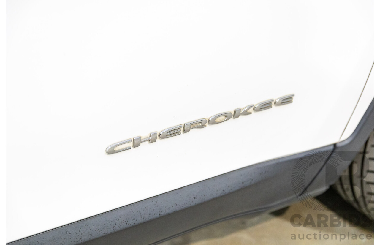 7/2014 Jeep Cherokee Limited (4x4) KL MY15 4d Wagon Bright White V6 3.2L