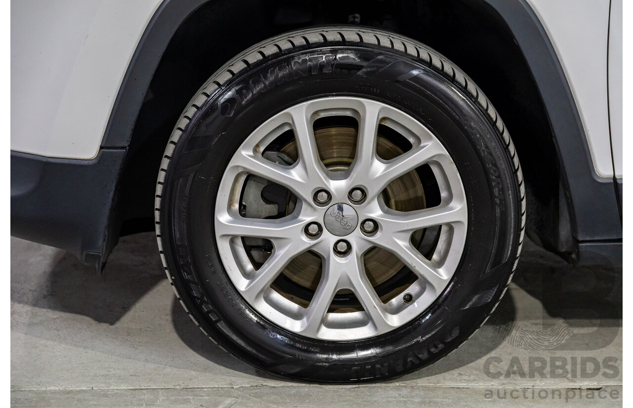 7/2014 Jeep Cherokee Limited (4x4) KL MY15 4d Wagon Bright White V6 3.2L