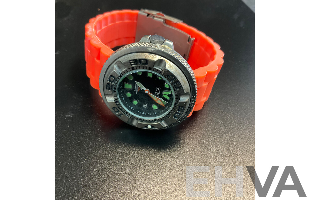 CITIZEN Orange ECO-Drive 300M Watch E011-S064295