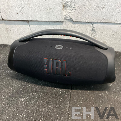 JBL BOOMBOX3 Speaker & BAUHN Headphones