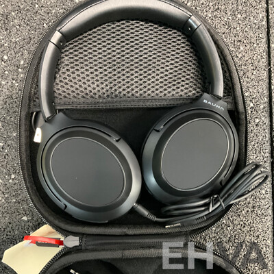 JBL BOOMBOX3 Speaker & BAUHN Headphones