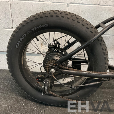 Black E-Bike