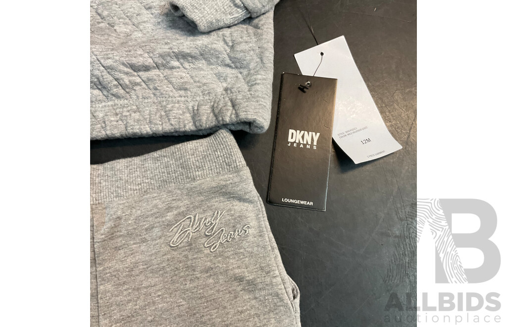 DKNY Babywear Size 12M/18M - Lot of 5