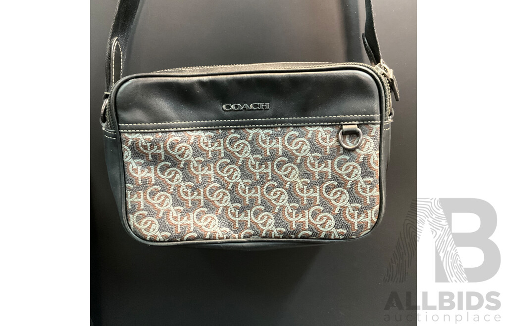 COACH Graham Crossbody Bag