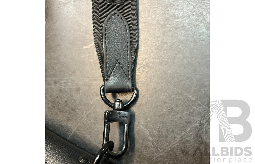 Men's Black Crossbody Bag Branded Louis Vuitton