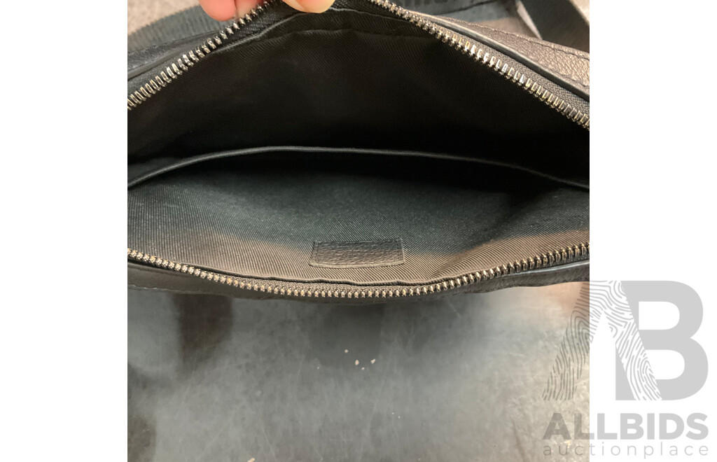 Men's Black Crossbody Bag Branded Louis Vuitton