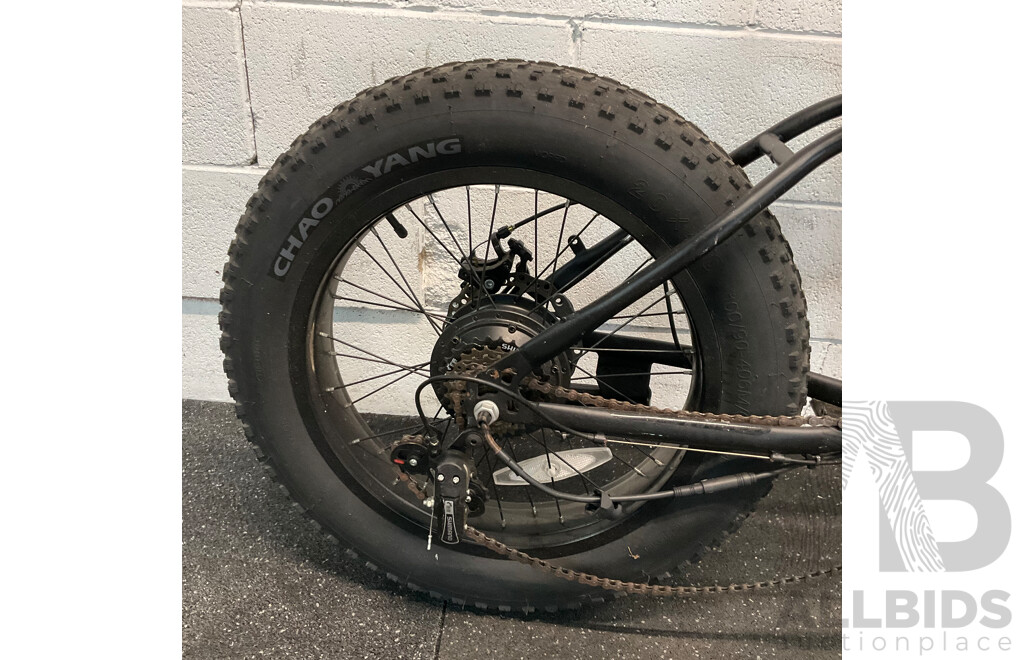 Black E-Bike