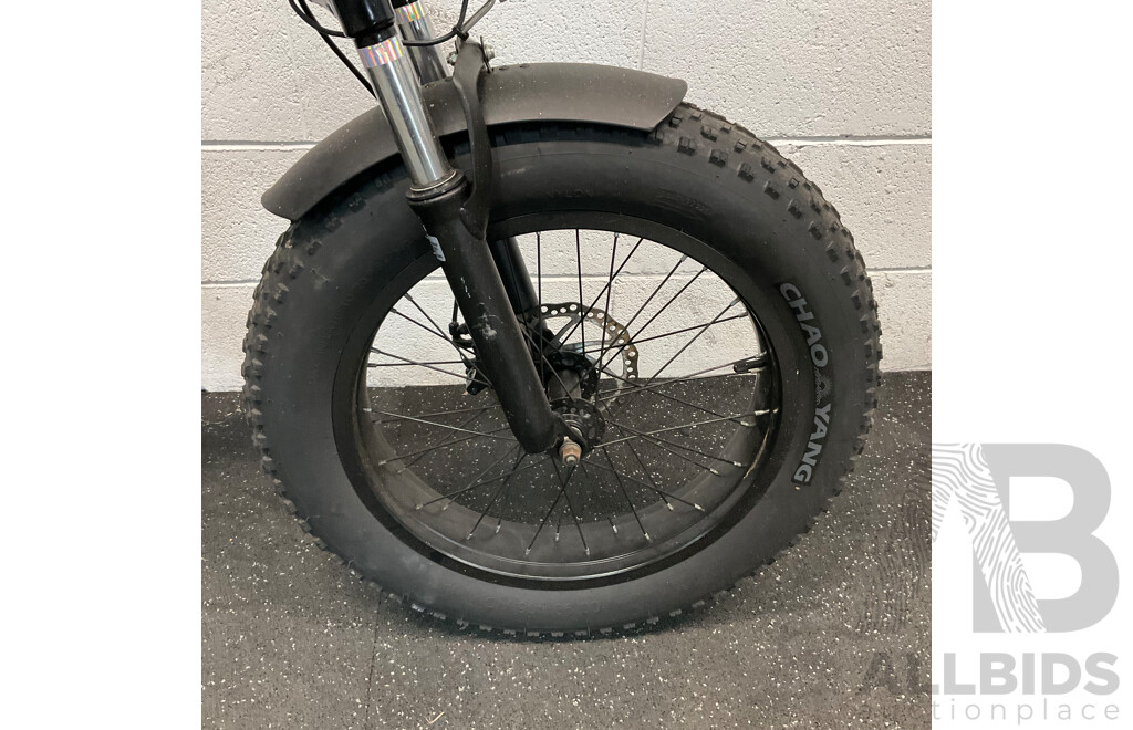 Black E-Bike