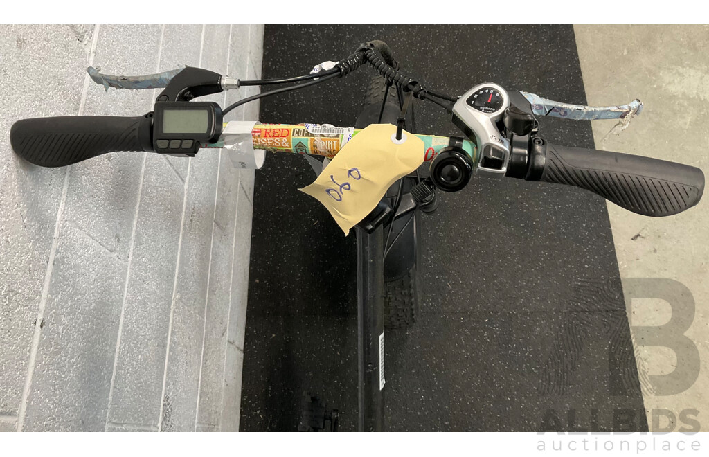 Black E-Bike