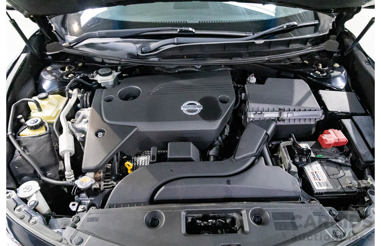 9/2014 Nissan Altima ST L33 4d Sedan Ebony Black 2.5L