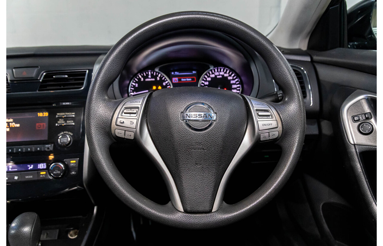 9/2014 Nissan Altima ST L33 4d Sedan Ebony Black 2.5L